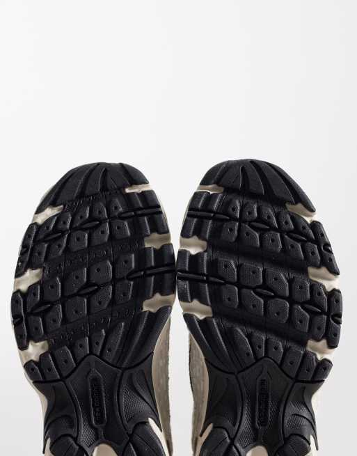New Balance – 530 – Sneaker in Wollweiß und Braun mit Rehmuster, 5 von 5
