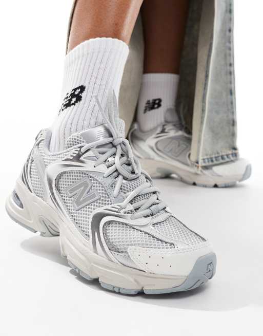 New Balance - 530 - Sneakers argento metallizzato - In esclusiva per ASOS, 3 di 5