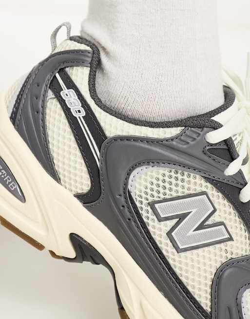Shoes New Balance 530 Pelle Grigio New Balance 530 Sneakers In