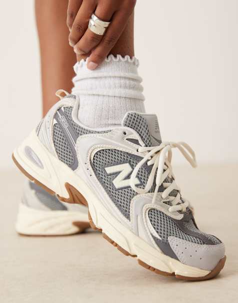 New Balance 530 - Sneakers in grijs - view 1