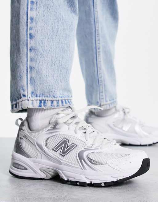 New Balance 530 sneakers in white and silver WHITE