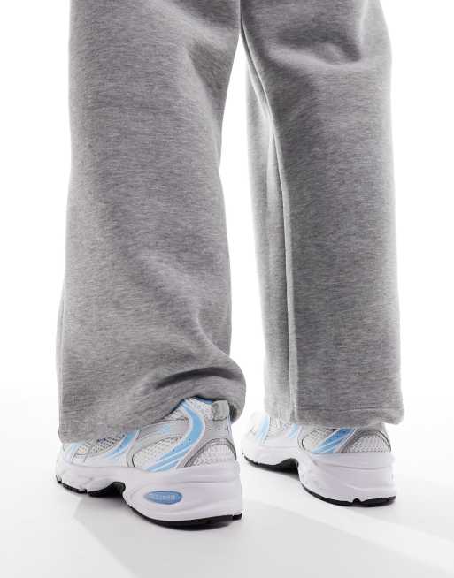 New Balance 530 sneakers in white with blue detail, 3 of 5