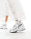 Thumbnail 3 van 5