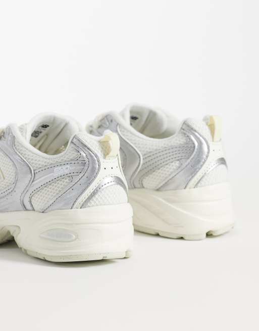 New Balance - 530 - Sneakers in zilver metallic, 2 van 5