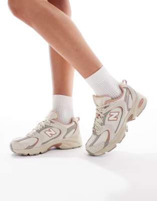 New Balance 530 trainers in beige