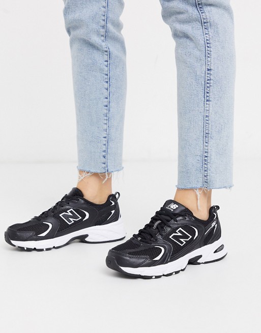 New Balance 530 trainers in black