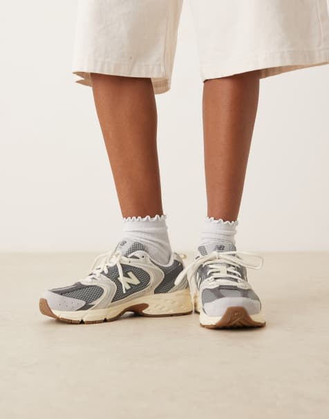 New Balance 530 trainers in grey - view 1