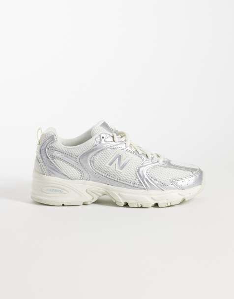 New Balance 530 trainers in silver metallic - view 1