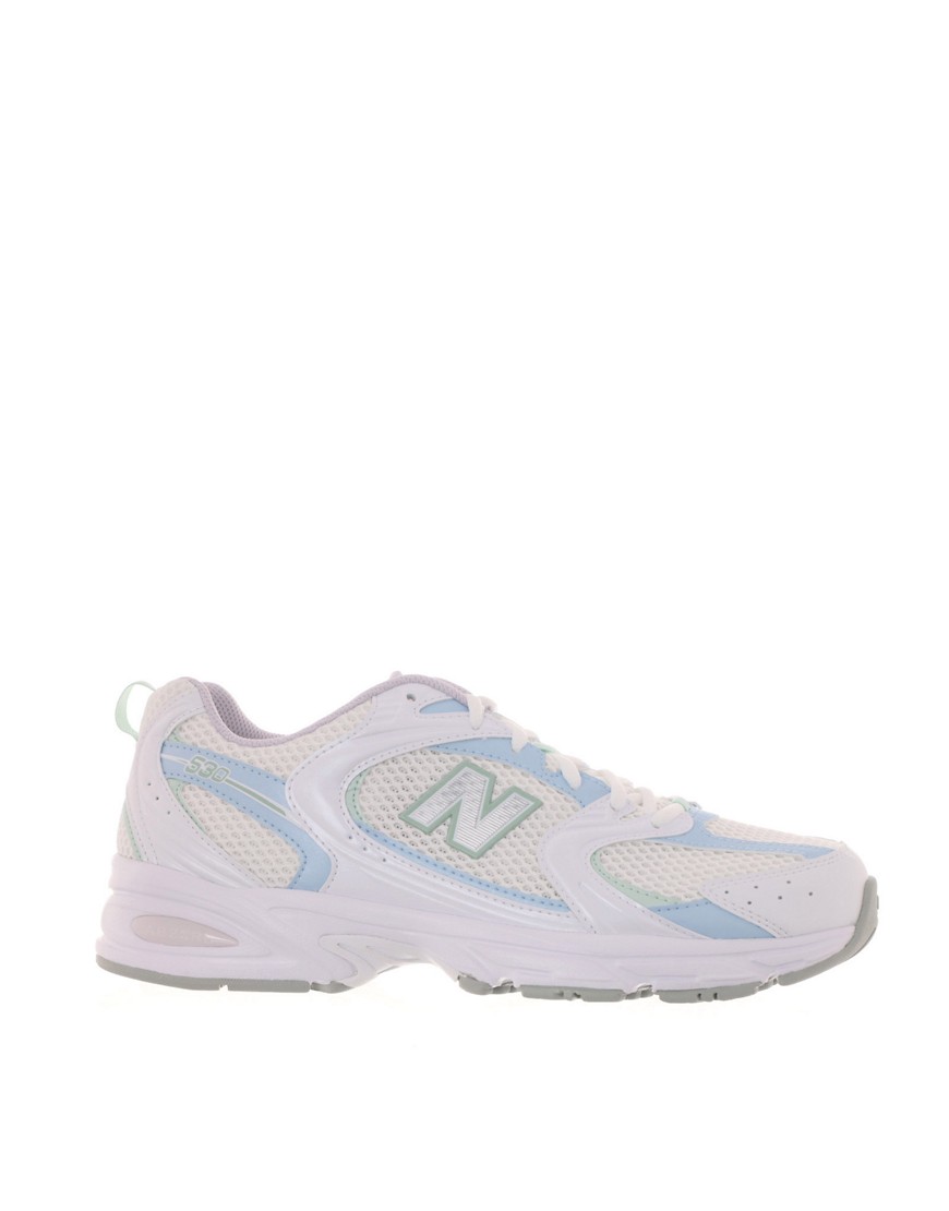 New Balance 530 trainers in white and light blue
