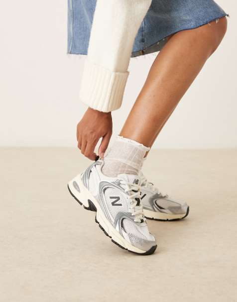 New Balance 530 trainers in white, black and silver - view 1
