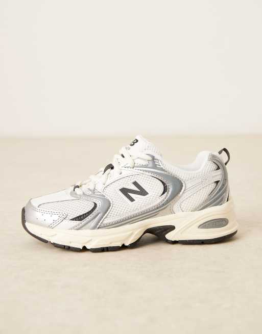 New Balance 530 trainers in white, black and silver, 2 of 5