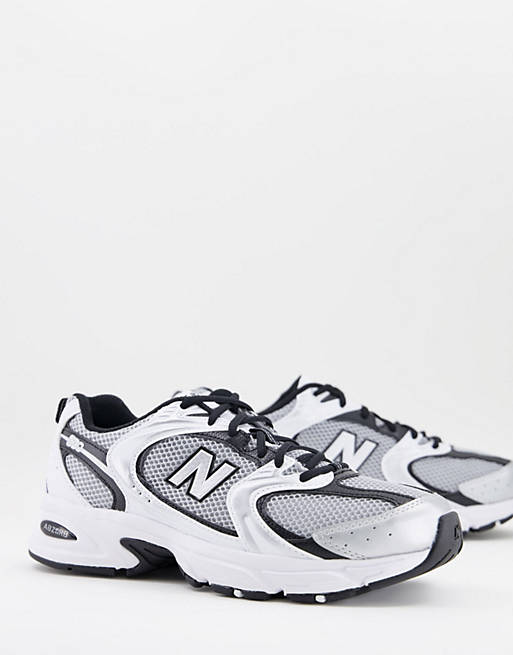 New Balance 530 trainers in white/black