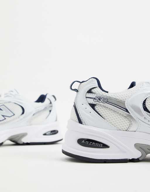 New Balance 530 trainers in White , 4 of 4
