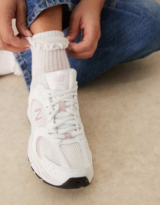 New Balance - 530 - Uniseks sneakers in wit en roze, 5 van 5