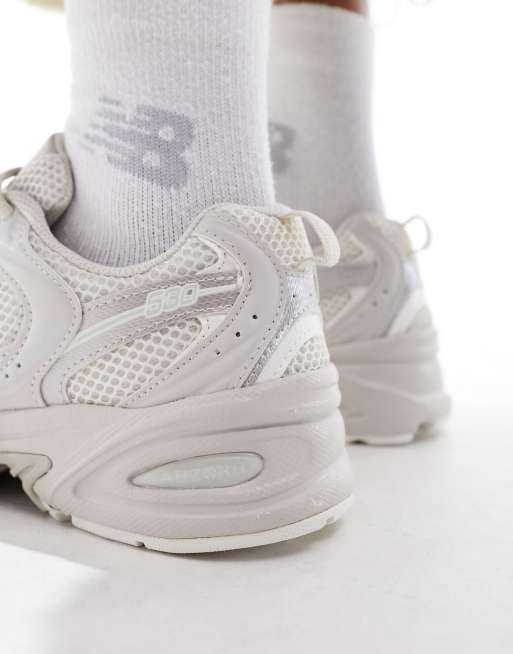 New Balance – 530 – Unisex – Sneaker in Hellgrau, 3 von 5