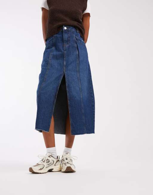 New Balance 530 trainers in off white and beige - exclusive to ASOS