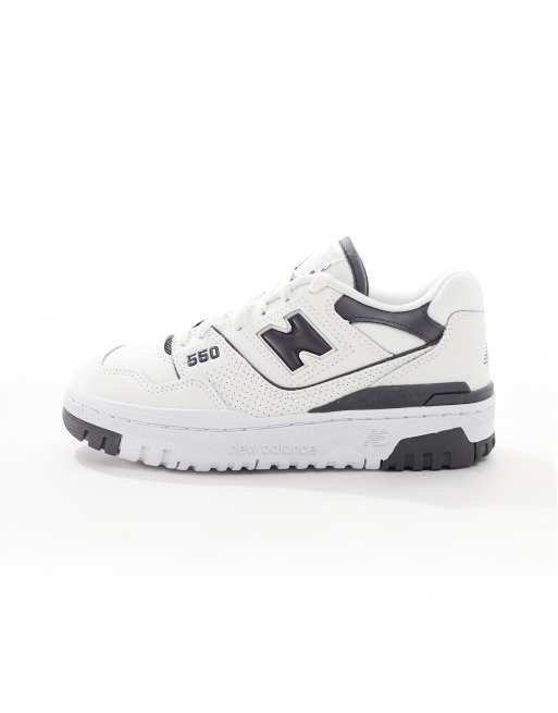New Balance – 550 – Sneaker in Creme mit Details in Grau, 2 von 5