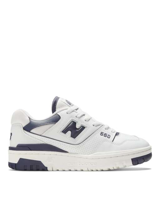 New Balance - 550 sneakers i hvid og marineblå