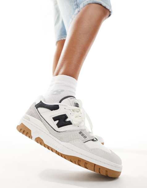 New Balance 550 trainers in sea salt and black - view 1