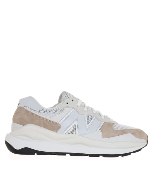 New Balance 57/40 sneakers in white with peach detail | ASOS