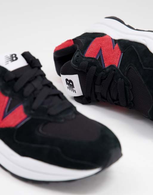 Black and red new balance outlet trainers