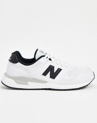 New Balance 570 trainers in White | ASOS