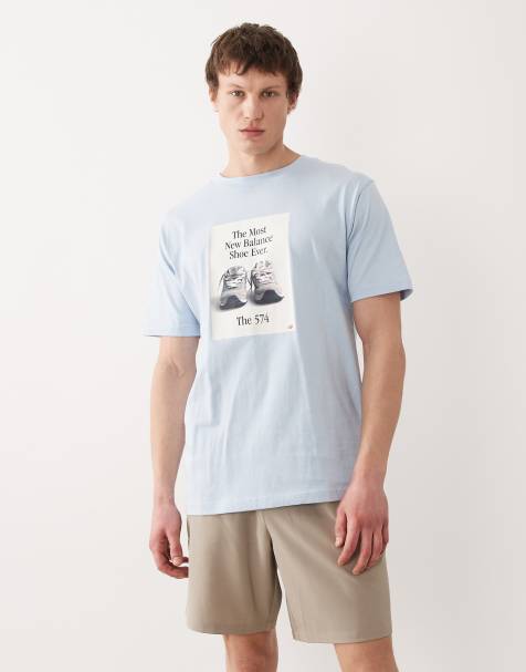 New Balance – 574 AD – T-Shirt in Blau - view 1
