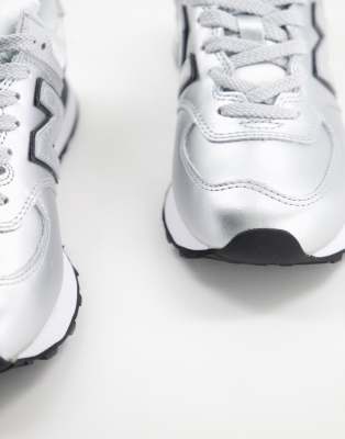 new balance women's silver sneakers