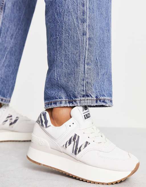 New Balance – 574+ – Naturvita, zebramönstrade träningsskor