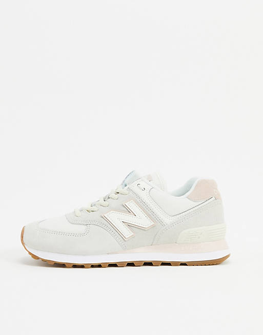 New Balance 574 trainers in beige اندورا