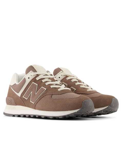 New Balance 574 trainers in brown - view 1
