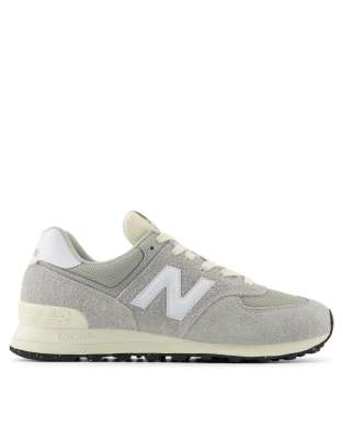 New Balance 574 trainers in grey