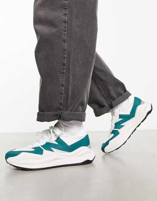 New balance best sale green and white