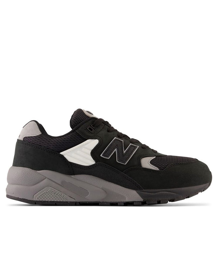 New Balance 580 trainers in black
