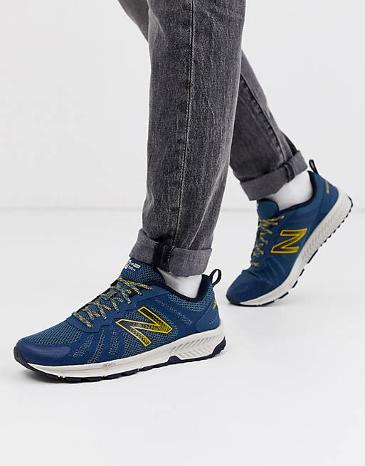New Balance 590 trail Running sneakers in blue