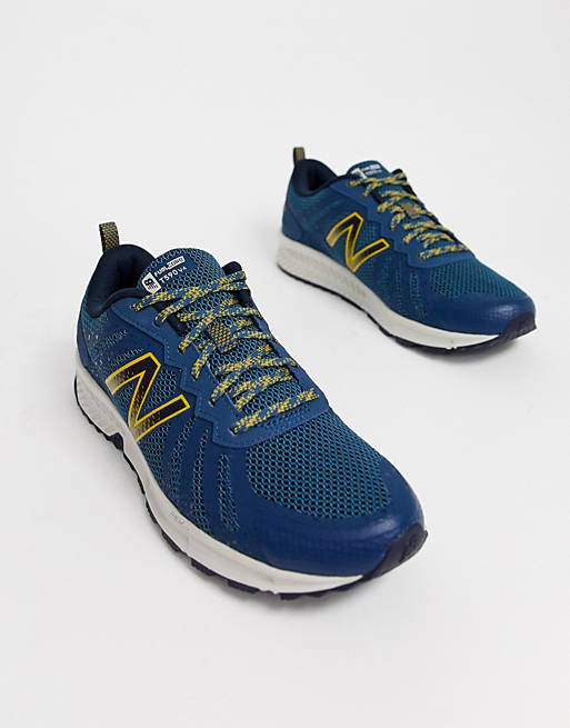 New Balance 590 trail Running trainers in navy