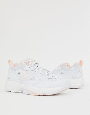 New Balance - 608 - Sneakers bianche e rosa con suola spessa | ASOS