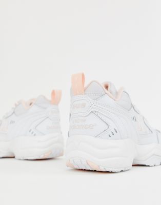 new balance white chunky trainers