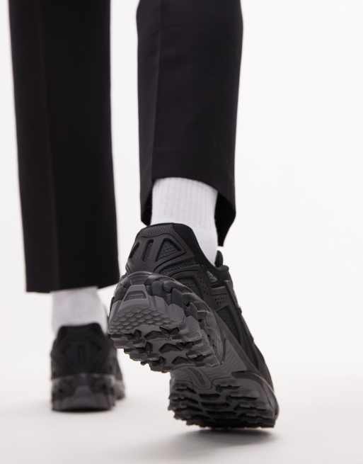 New Balance 610 Schwarze Sneaker