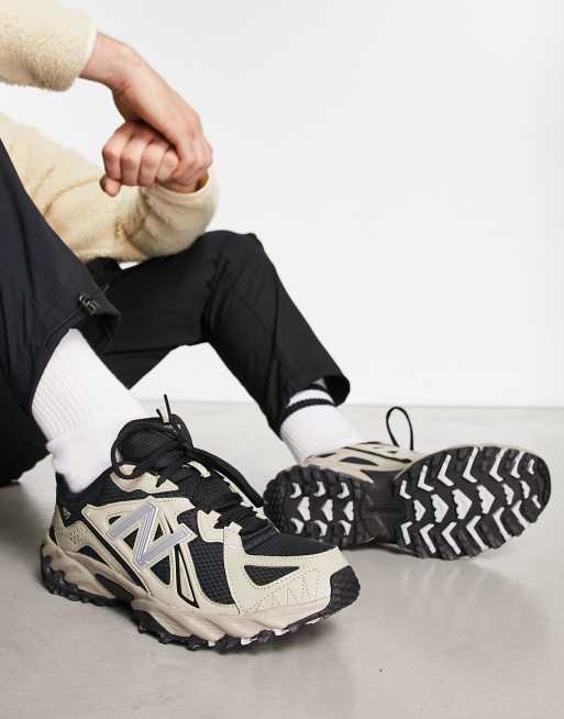 New Balance - 610 - Sneakers i sort og gyldenbrun