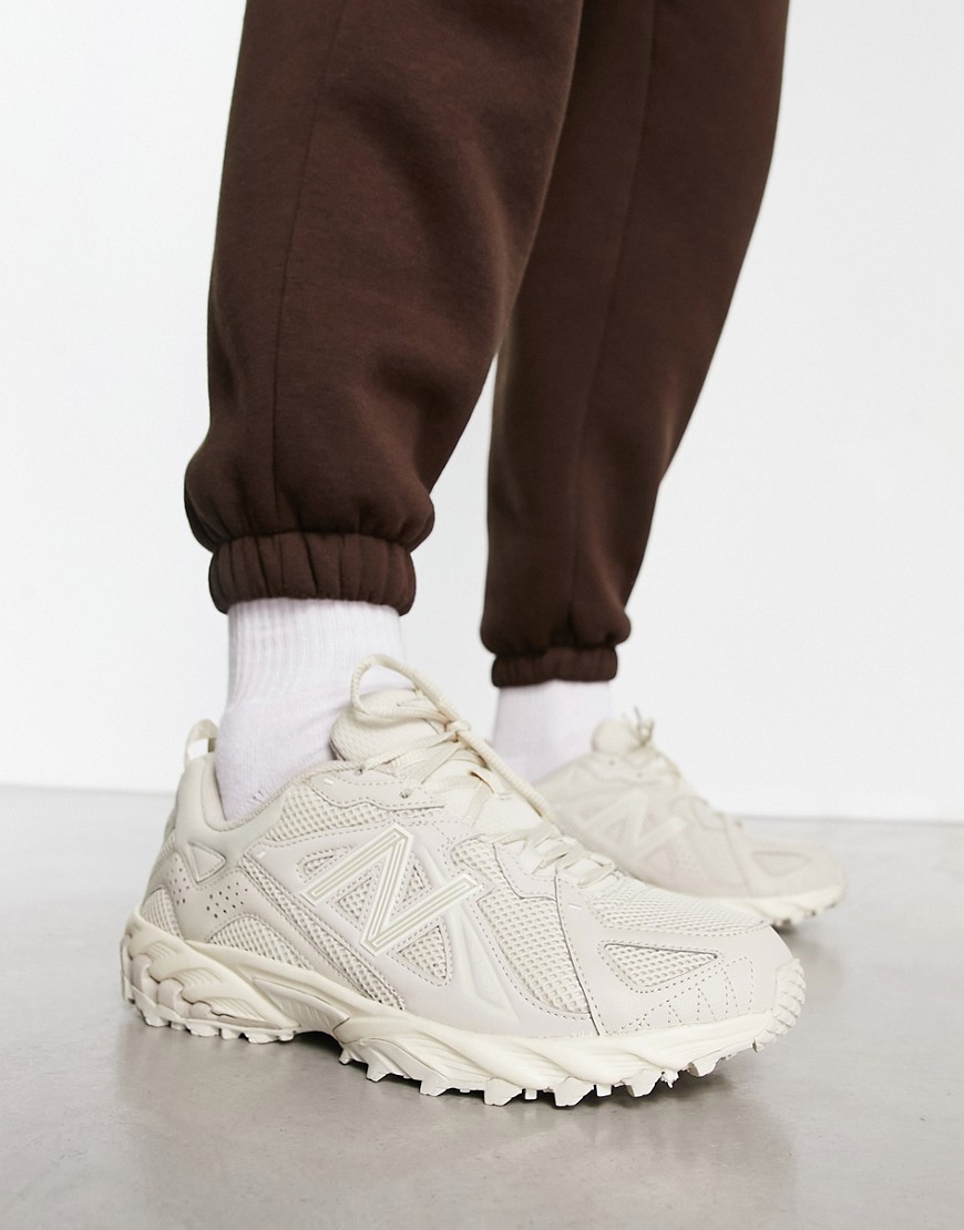 New Balance 610 trainers in off white