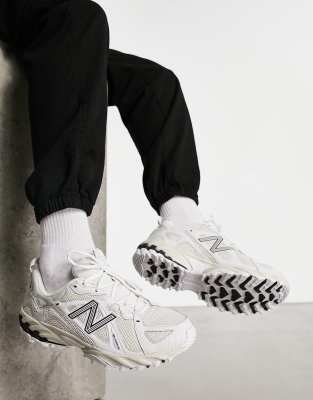 New Balance 610 trainers in white | ASOS