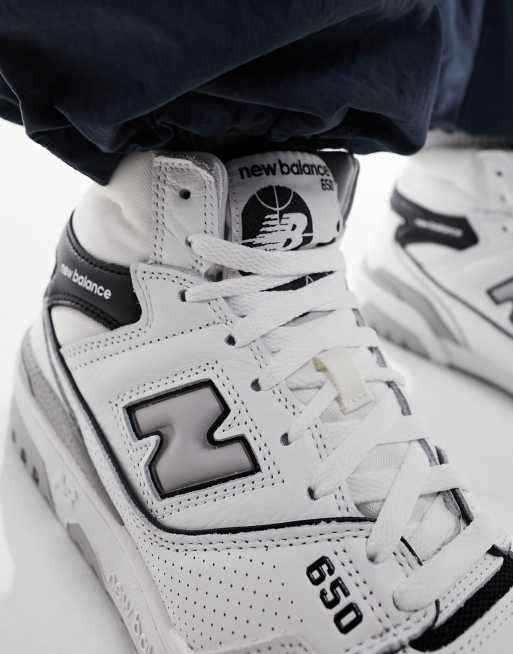 650 R Leather High Top Sneakers in White - New Balance