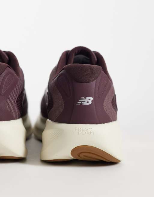 New Balance 680 running trainers in cherry red, 5 of 5