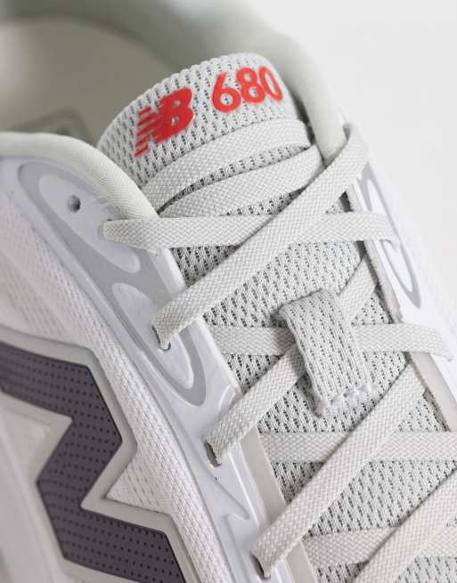 New Balance 680 trainers in white, 4 of 5