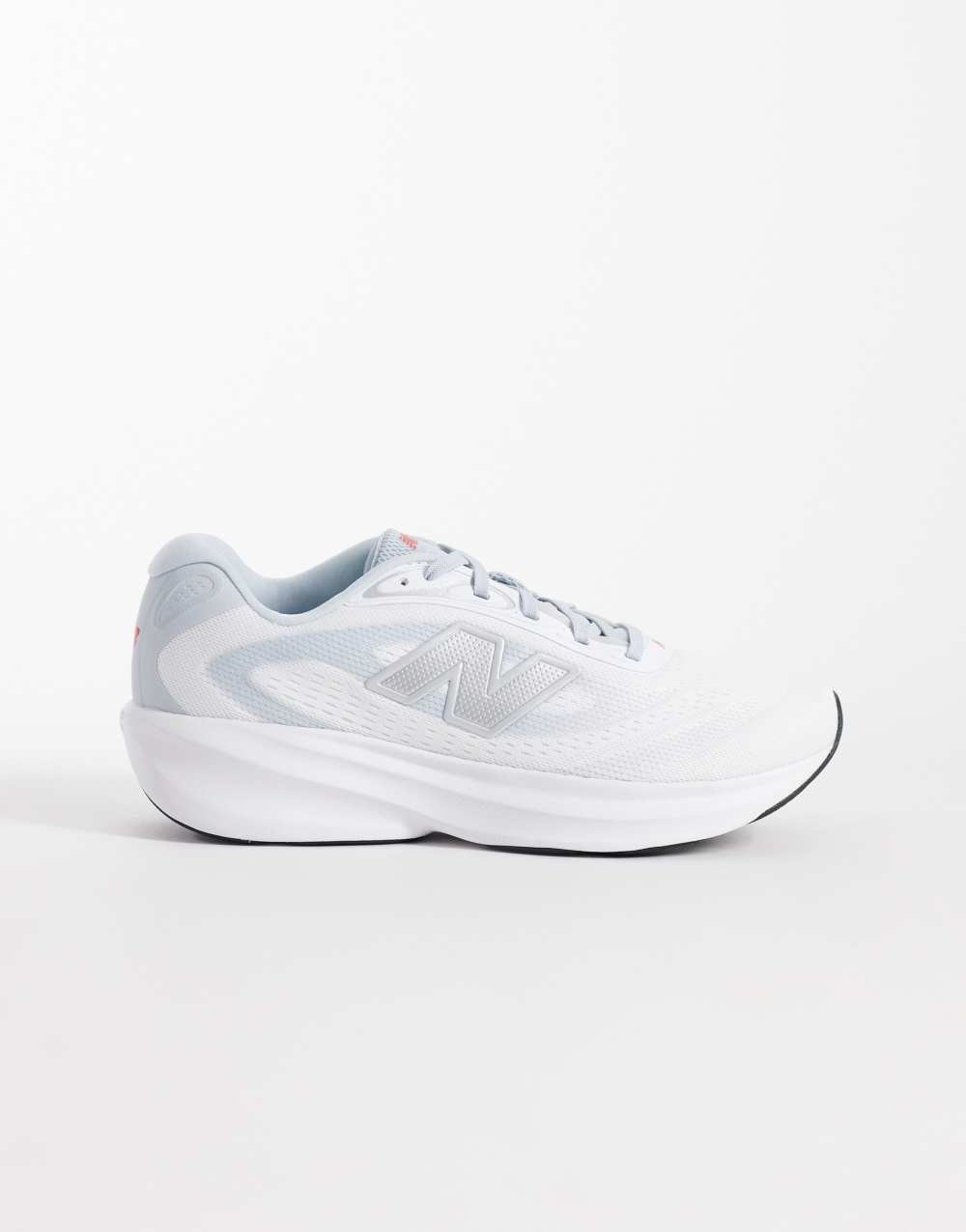 New Balance 680 womens running trainers in white and grey