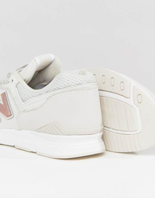 New Balance – 697 – Sneaker in Weiß und Gold, 4 von 4