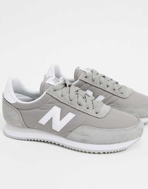 New Balance 720 trainers in grey
