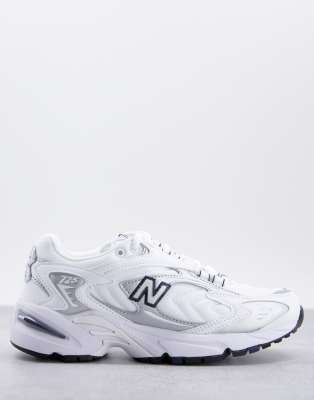 New Balance 725 premium sneakers in white and silver | ASOS