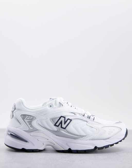 Diakritisch krant Stijg New Balance 725 premium sneakers in white and silver | ASOS